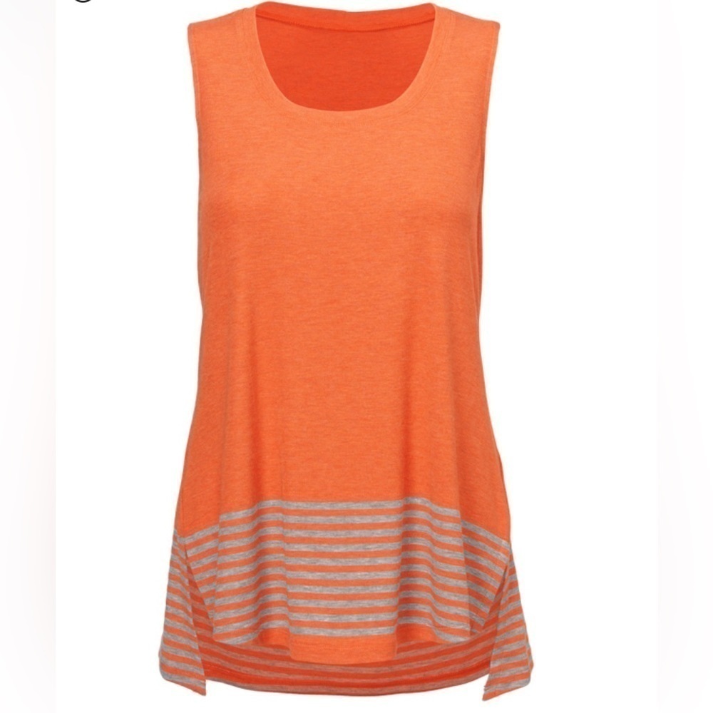 CAbi sleevleless Hang Out Tank - Picture 1 of 5